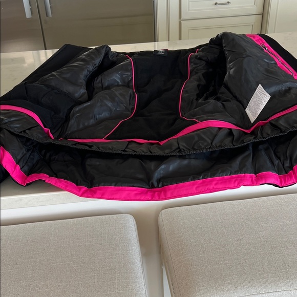 NWT Ski set Bold Pink and Black Ski Jacket and Pants Set and gaitor - Picture 10 of 12